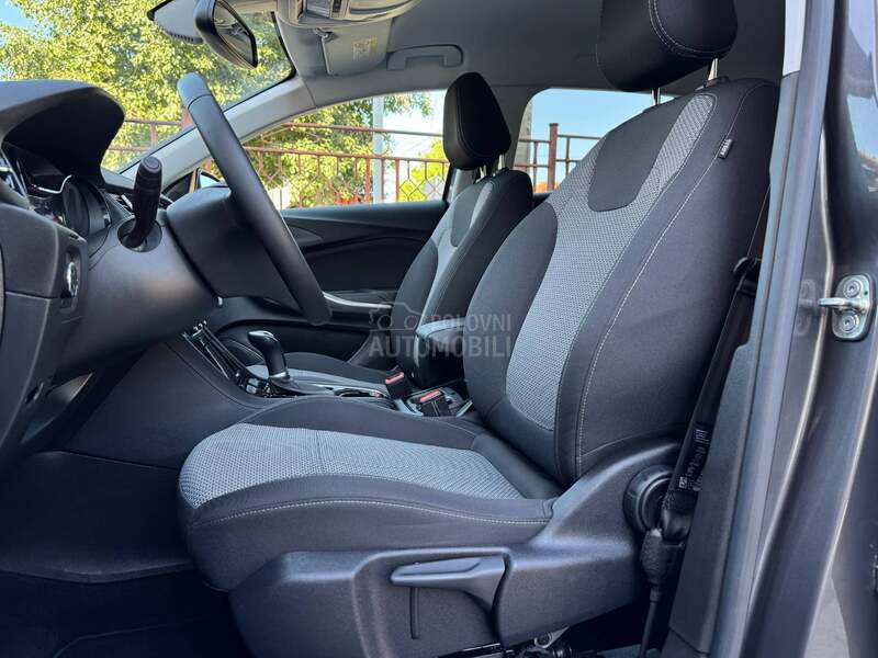 Opel Grandland X 1.5D  AUTO  V SERVIS