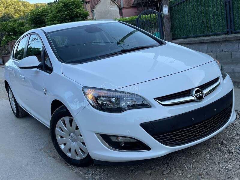 Opel Astra J 1.4 SVAJCARSKA