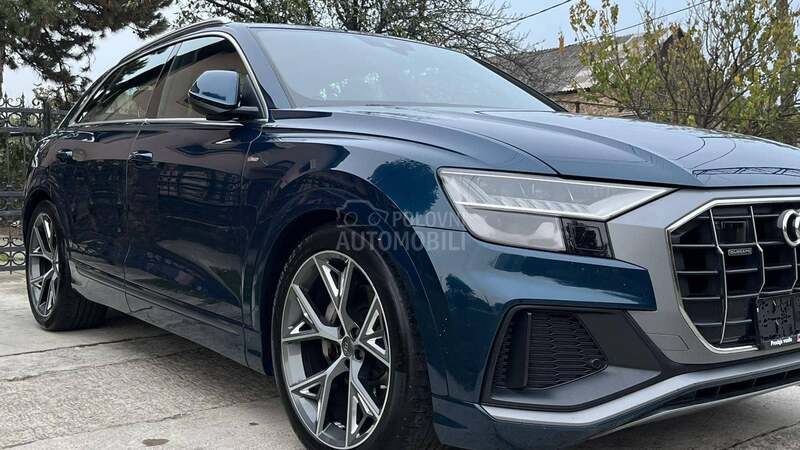 Audi Q8 3.0d S-LINE/MATRIX