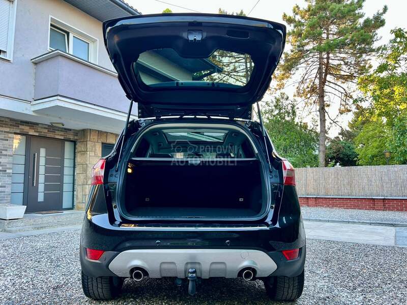 Ford Kuga 2.0TDCi/Titanium/4x4