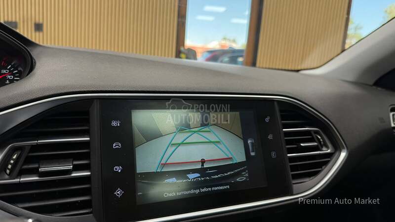 Peugeot 308 //1.6 HDI//PANO/FUL