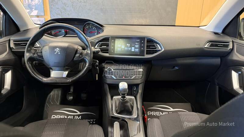 Peugeot 308 //1.6 HDI//PANO/FUL