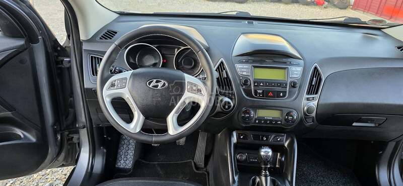 Hyundai ix35 2.0crdi 4x4 t.o.p