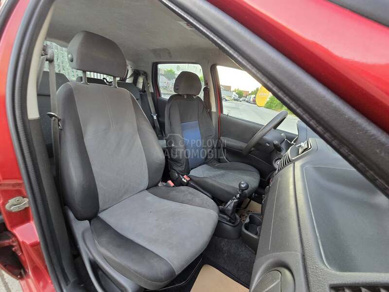 Fiat Punto 1.2 8v