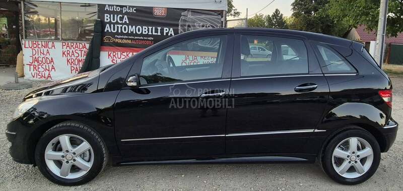 Mercedes Benz B 180 N.A.V.I