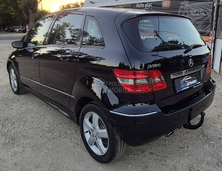 Mercedes Benz B 180 N.A.V.I