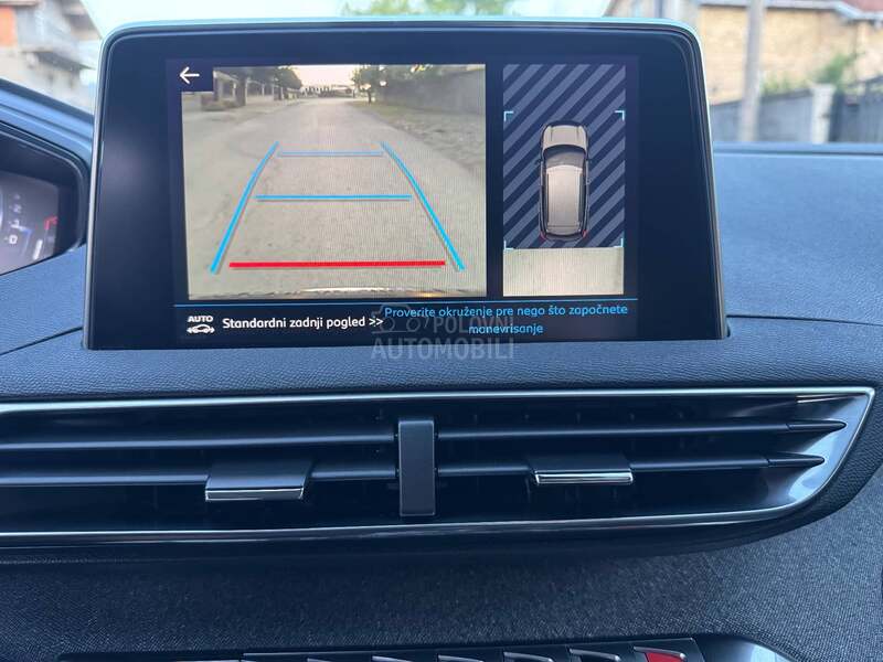 Peugeot 3008 1.5 HDI ALLURE