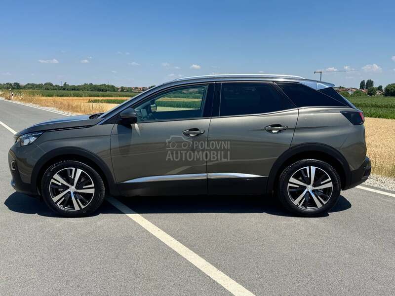 Peugeot 3008 1.5 HDI ALLURE