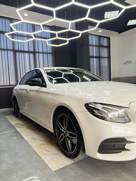 Mercedes Benz E 220 4MATIC - AMG
