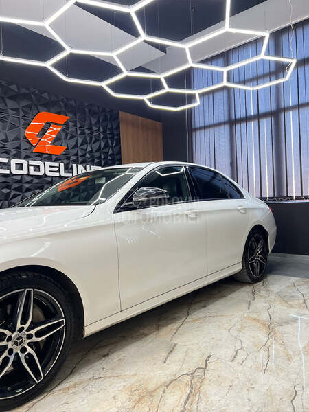 Mercedes Benz E 220 4MATIC - AMG