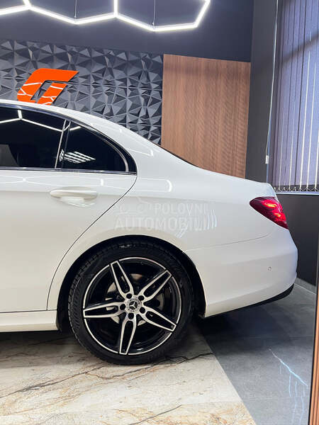 Mercedes Benz E 220 4MATIC - AMG