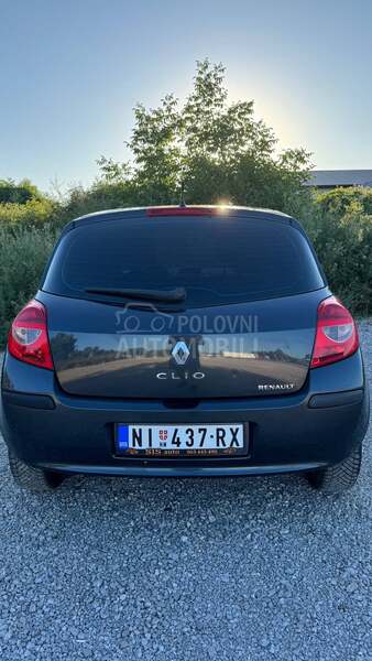 Renault Clio 