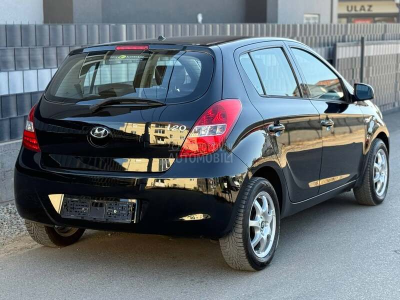 Hyundai i20 1.6 SPORT SWlSS