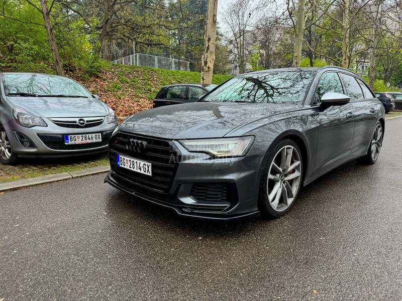 Audi S6 