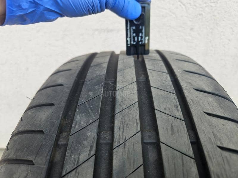 Bridgestone 225/45 R18 Letnja