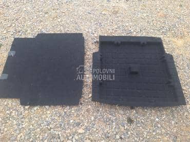 Tepih gepeka X1 E84 za BMW X1 od 2009. do 2015. god.