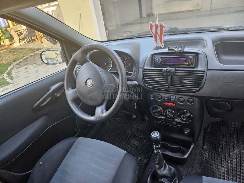 Fiat Punto 1.2 8v