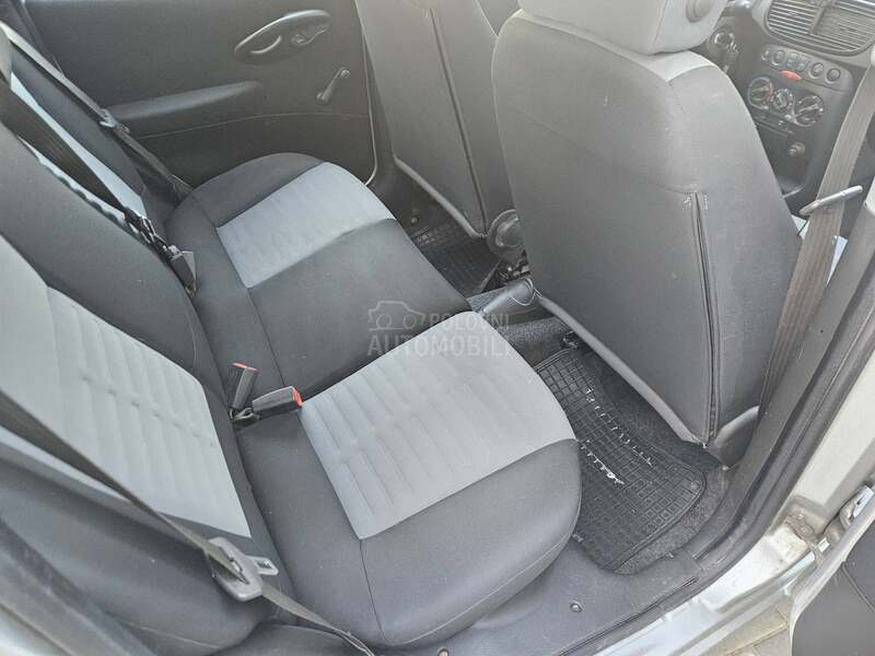 Fiat Punto 1.2 8v
