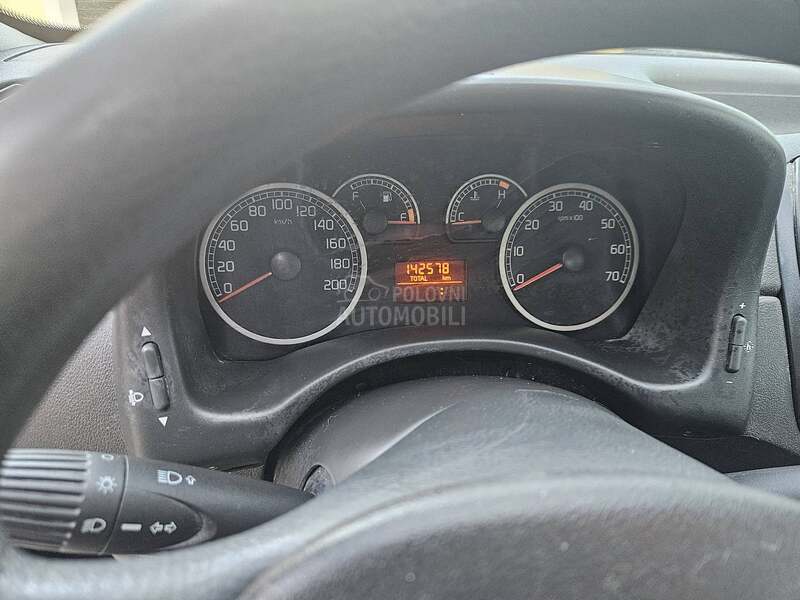 Fiat Punto 1.2 8v