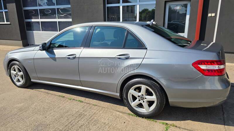 Mercedes Benz E 220 CDI