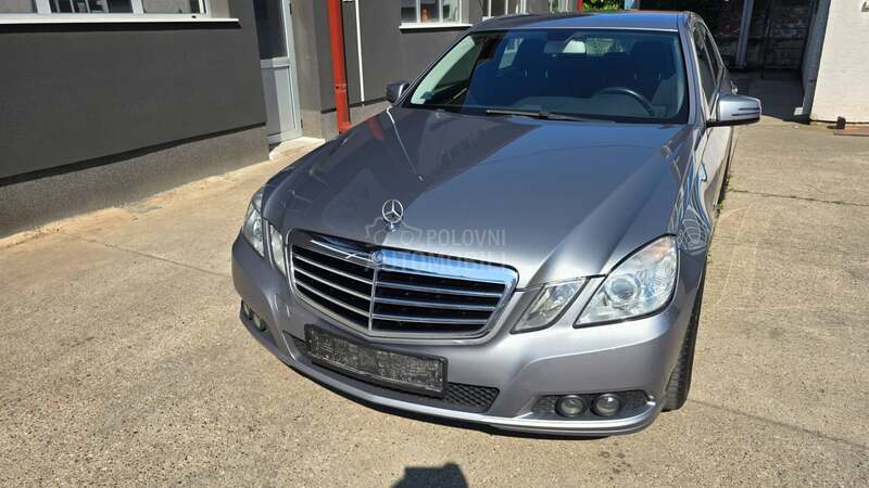 Mercedes Benz E 220 CDI