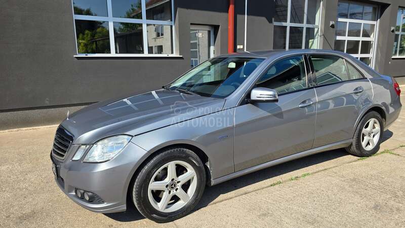 Mercedes Benz E 220 CDI