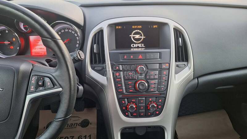 Opel Astra J 1.7 CDTI 150 JAHRE