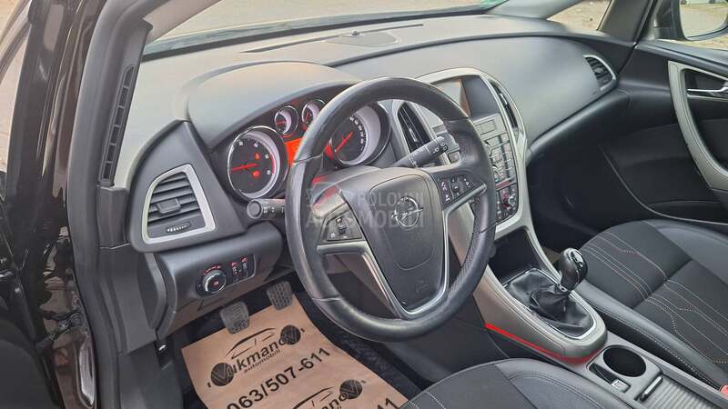 Opel Astra J 1.7 CDTI 150 JAHRE