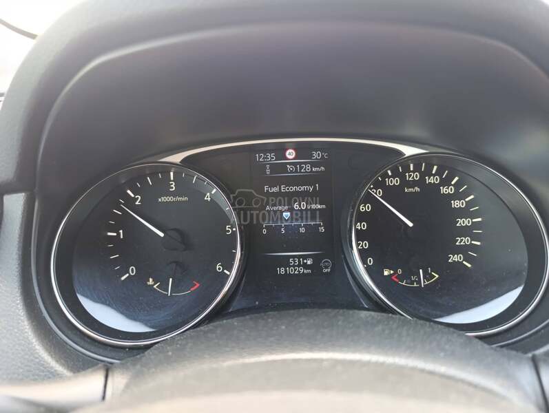 Nissan X-Trail 1.6