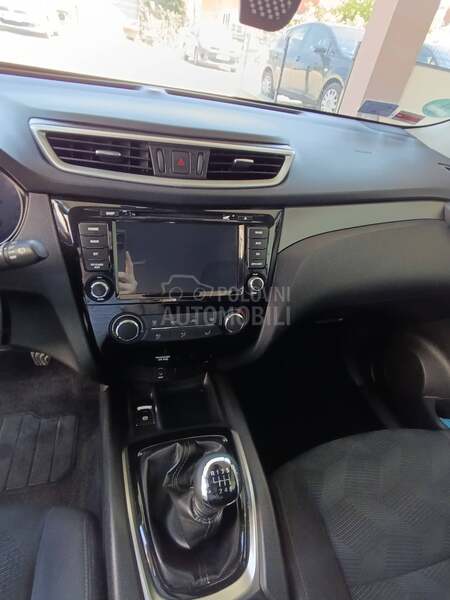 Nissan X-Trail 1.6