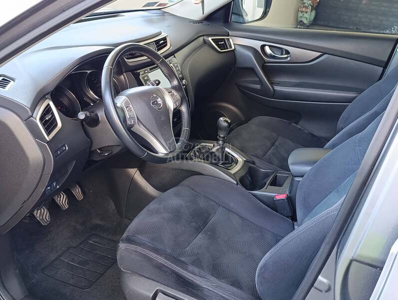 Nissan X-Trail 1.6