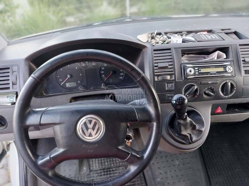 Volkswagen Transporter T5 