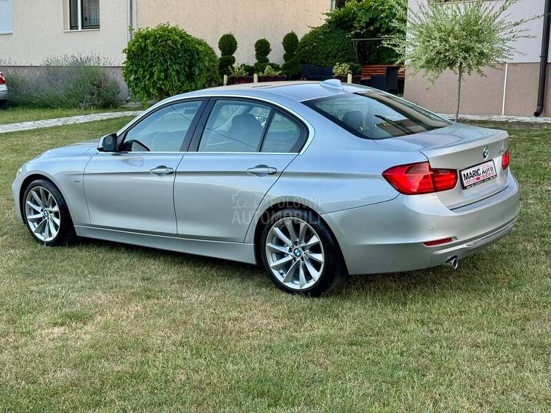 BMW 320 D  LUXURY