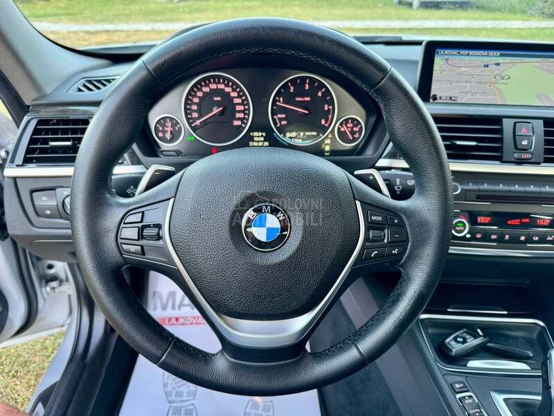 BMW 320 D  LUXURY