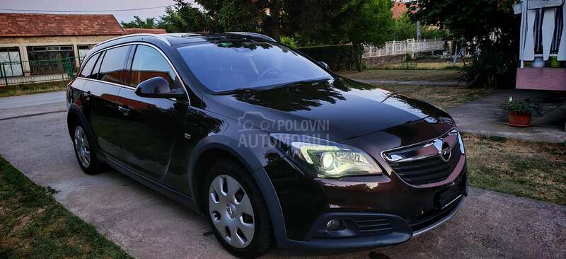 Opel Insignia 2.0 Sports4x4 Tourer