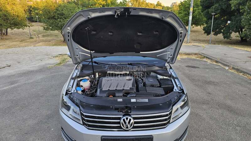 Volkswagen Passat B7 2.0 TDI bluemotion