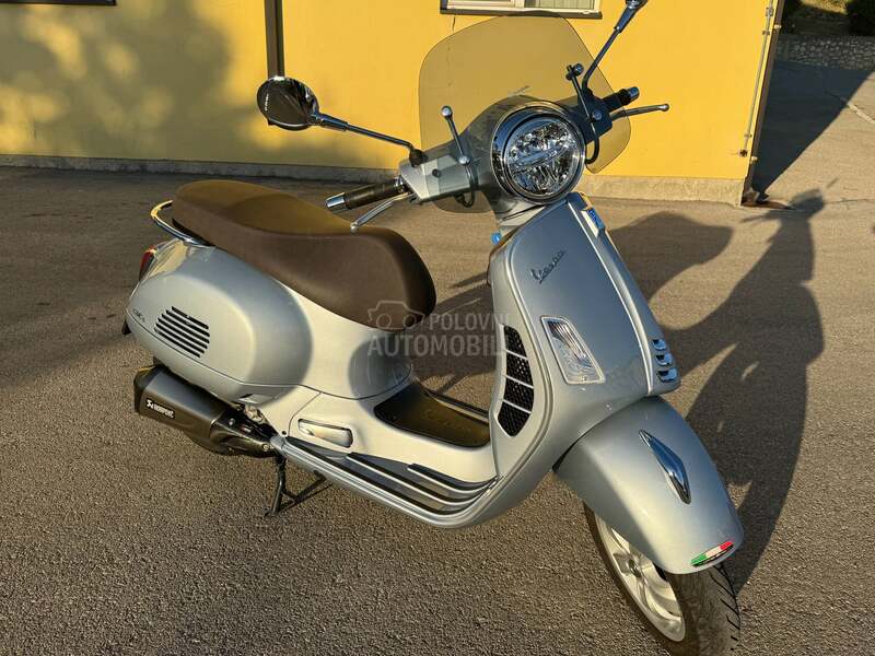 Vespa GTS 300