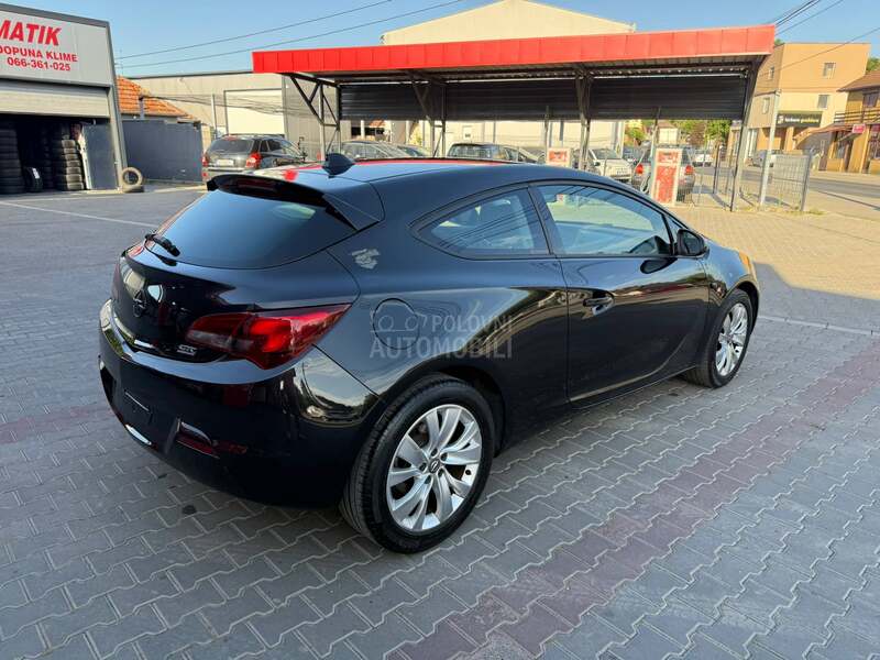 Opel Astra J 1.4 turbo/Scorpio