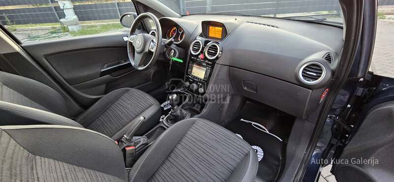 Opel Corsa D 1.3 cdti n o v a