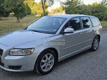 Volvo V50 