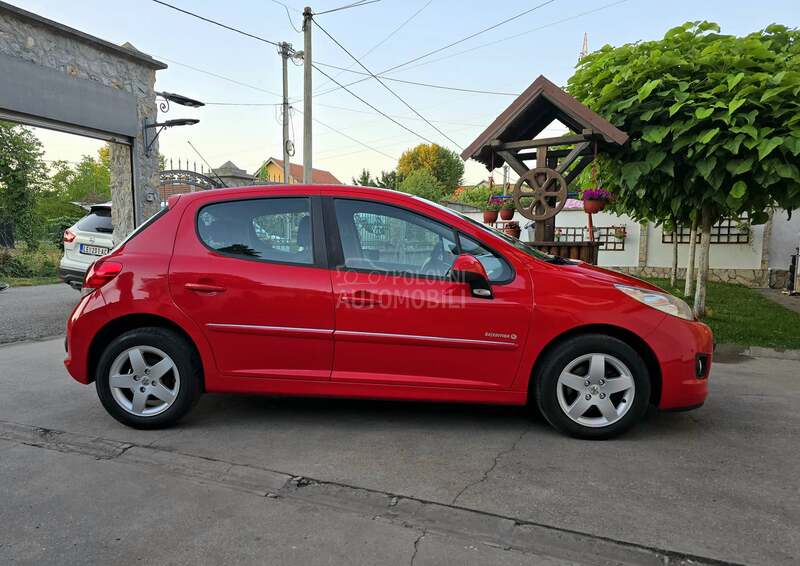 Peugeot 207 1.4 R.E.S.T.Y.L.E