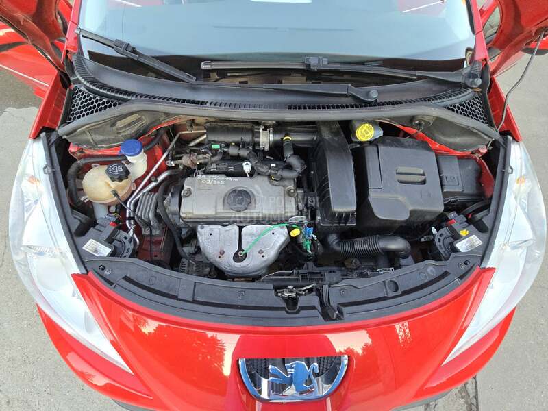 Peugeot 207 1.4 R.E.S.T.Y.L.E