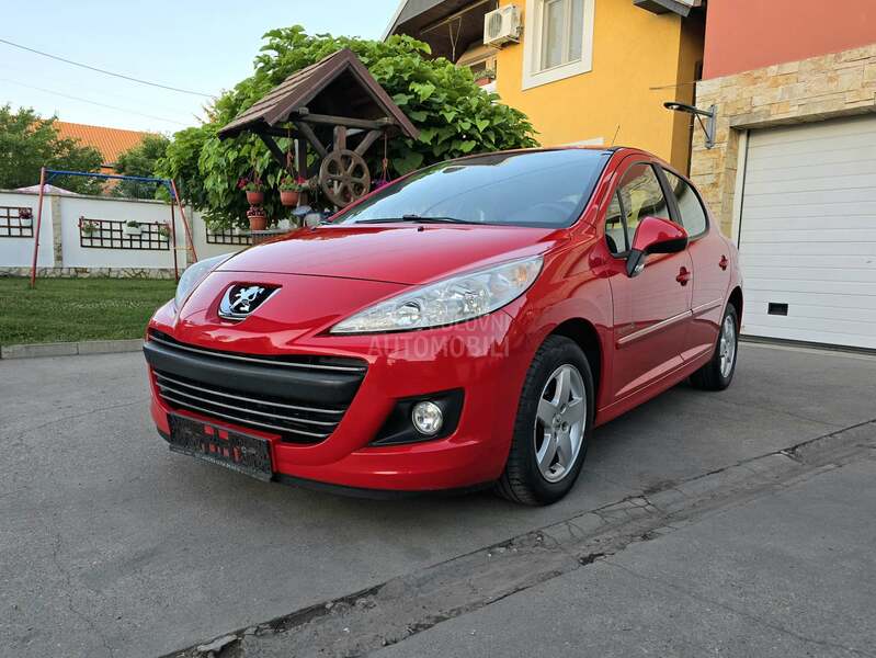 Peugeot 207 1.4 R.E.S.T.Y.L.E
