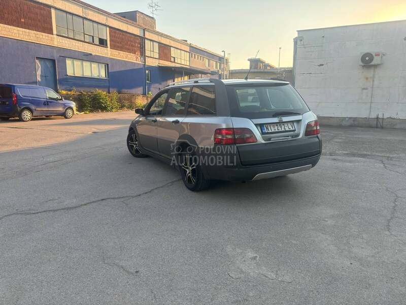 Fiat Stilo uproad