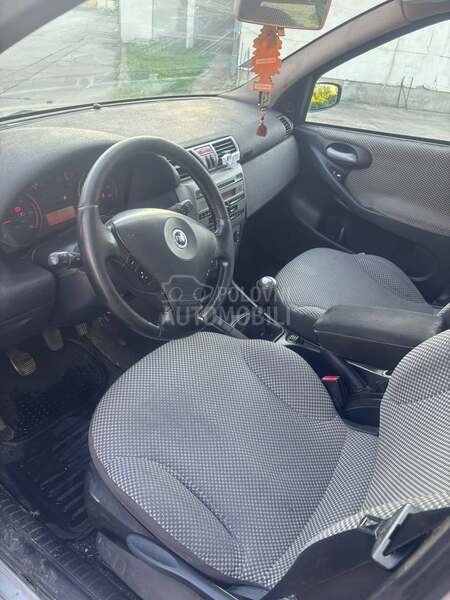 Fiat Stilo uproad