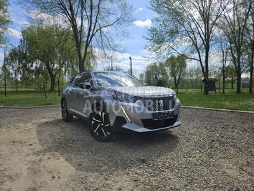 Peugeot 2008 1.5 Allure
