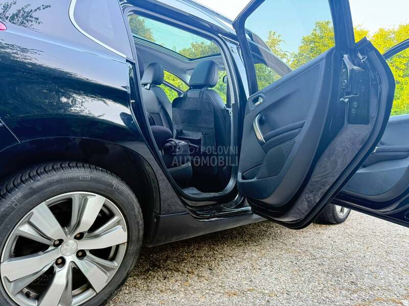 Peugeot 2008 1.2 G.A.S