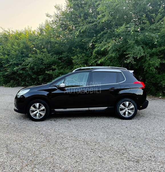 Peugeot 2008 1.2 G.A.S