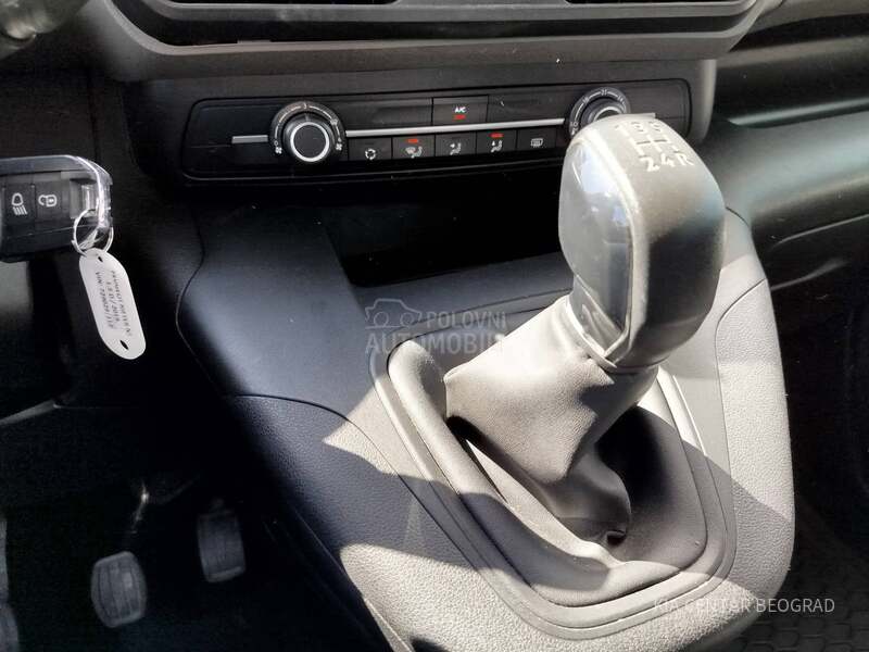 Peugeot Rifter 1.5 ACTIVE N1