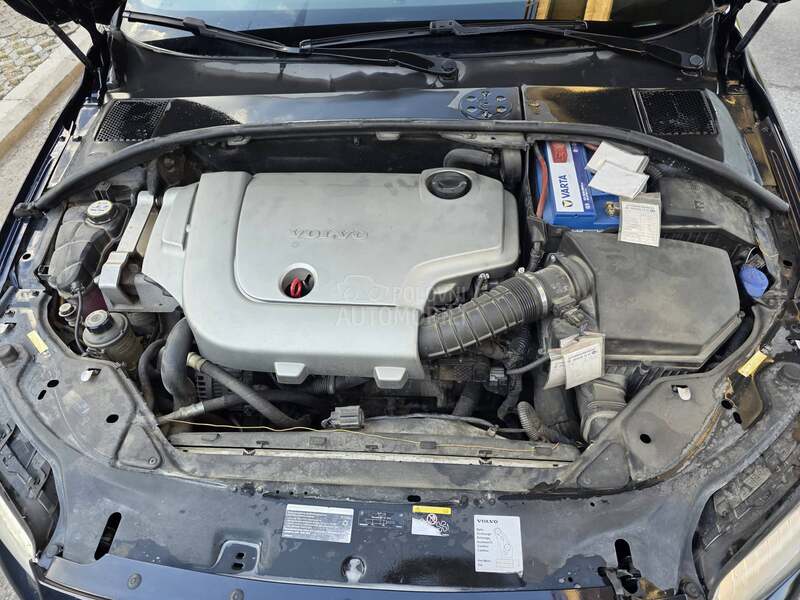 Volvo S80 